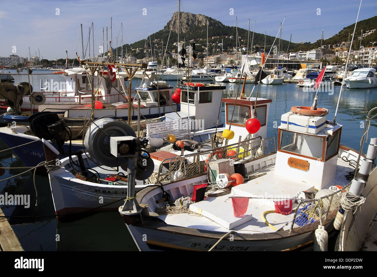 Port of estartit hi-res stock photography and images - Alamy