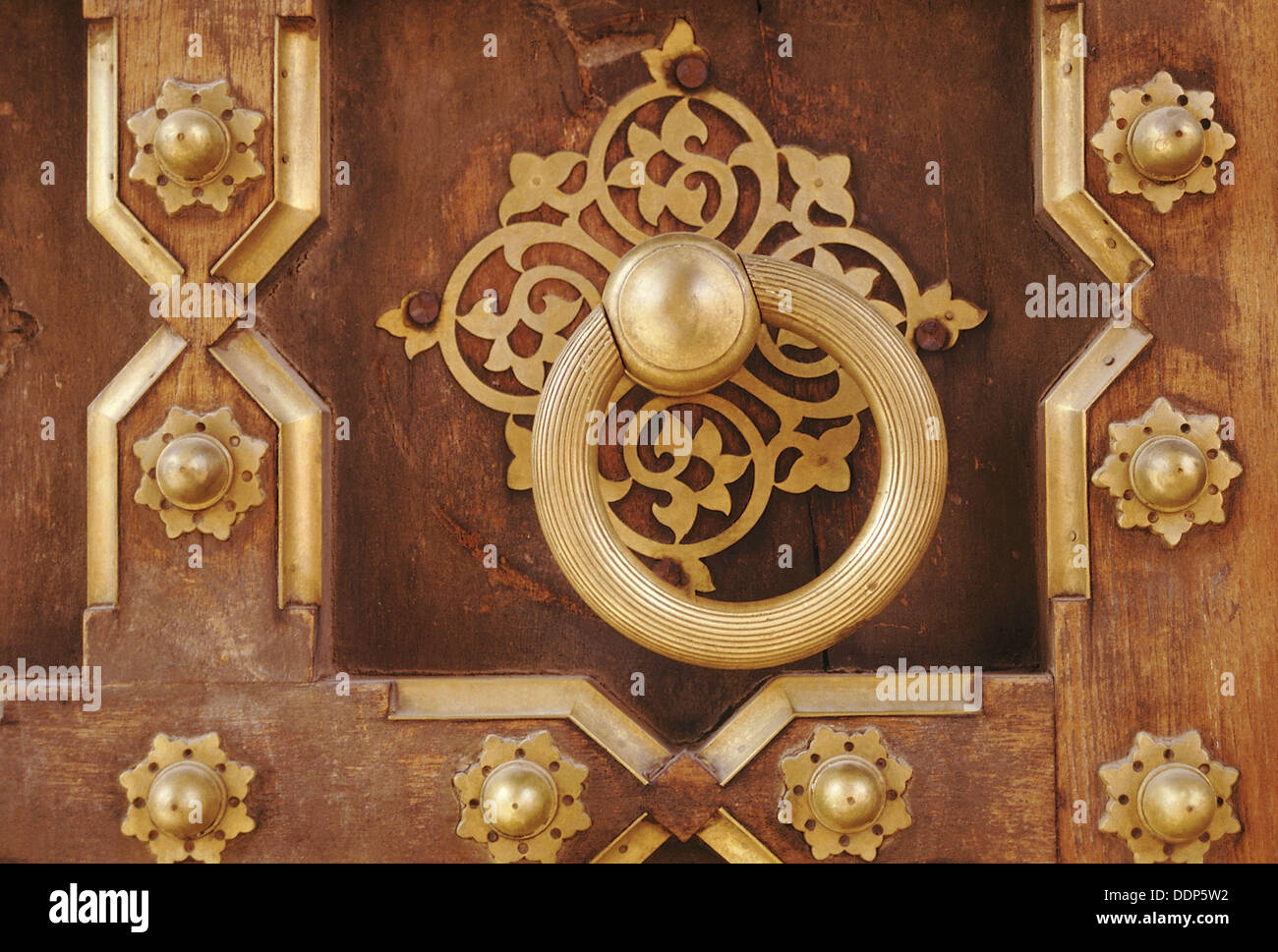 Metal door handle. Rajasthan, India Stock Photo - Alamy