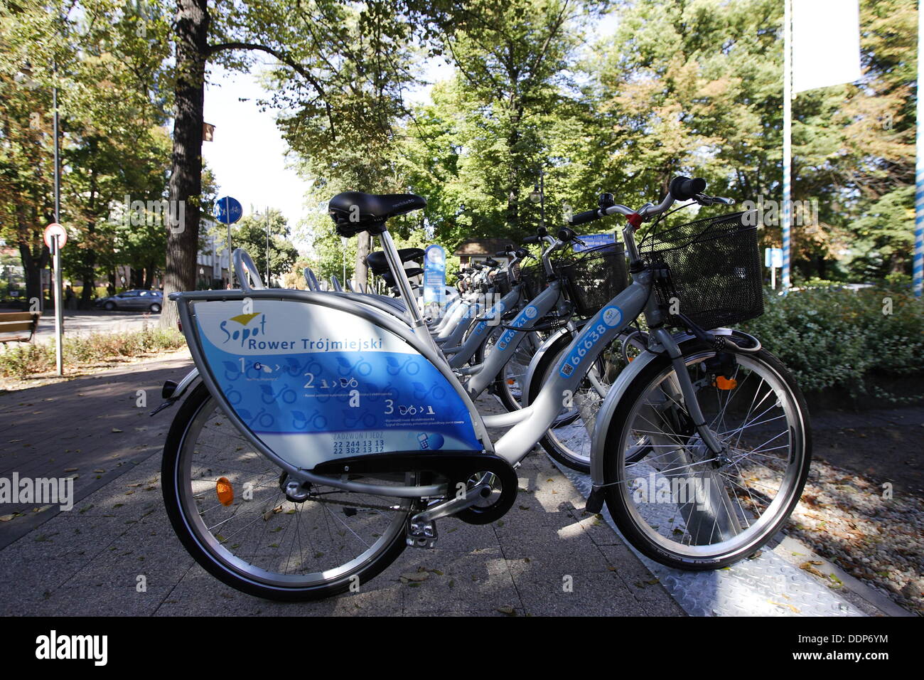 Nextbike company hi res stock photography and images Page 2 Alamy