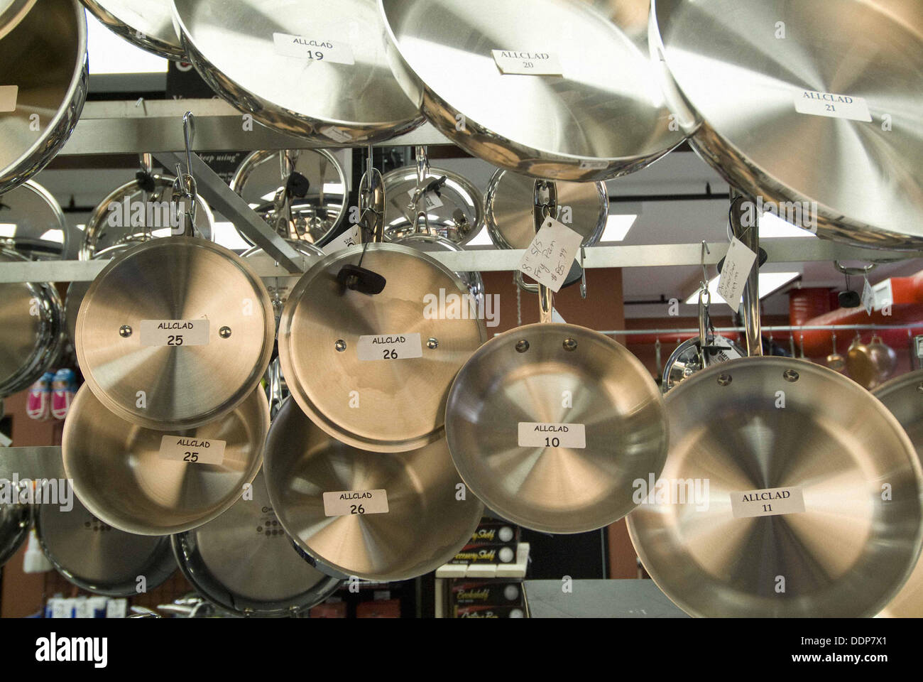 Pots and pans shop hires stock photography and images Alamy