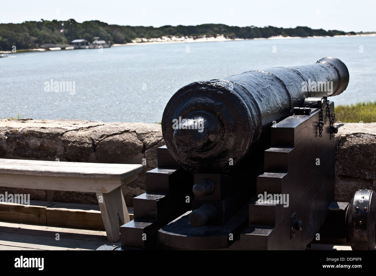 St augustine fort cannon hi-res stock photography and images - Alamy