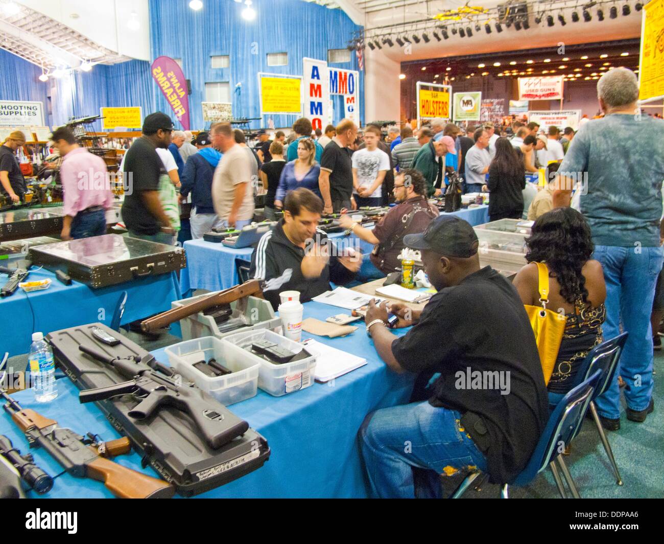 Suncoast gun show, Fort Laudedale, Fl Stock Photo Alamy
