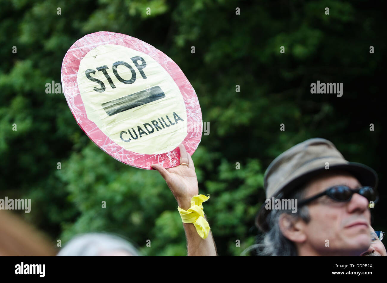 Stop Cuadrilla sign at 'Belt It Out Balcombe' event, Balcombe, West Sussex, for the anti-fracking campaign, 11th August 2013 Stock Photo