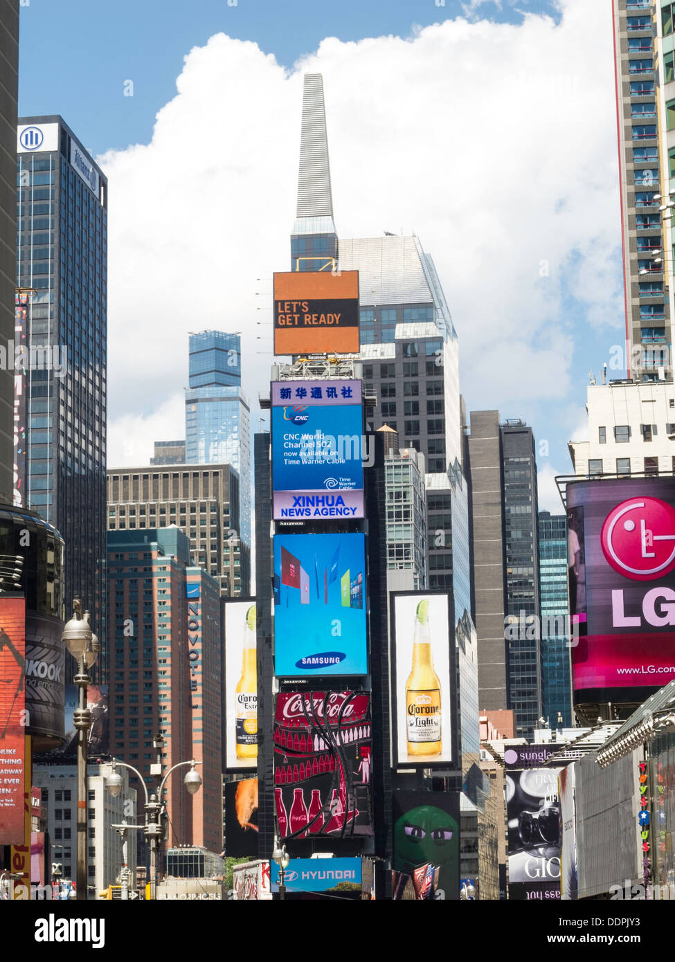 Times Square Nyc Stock Photo Alamy