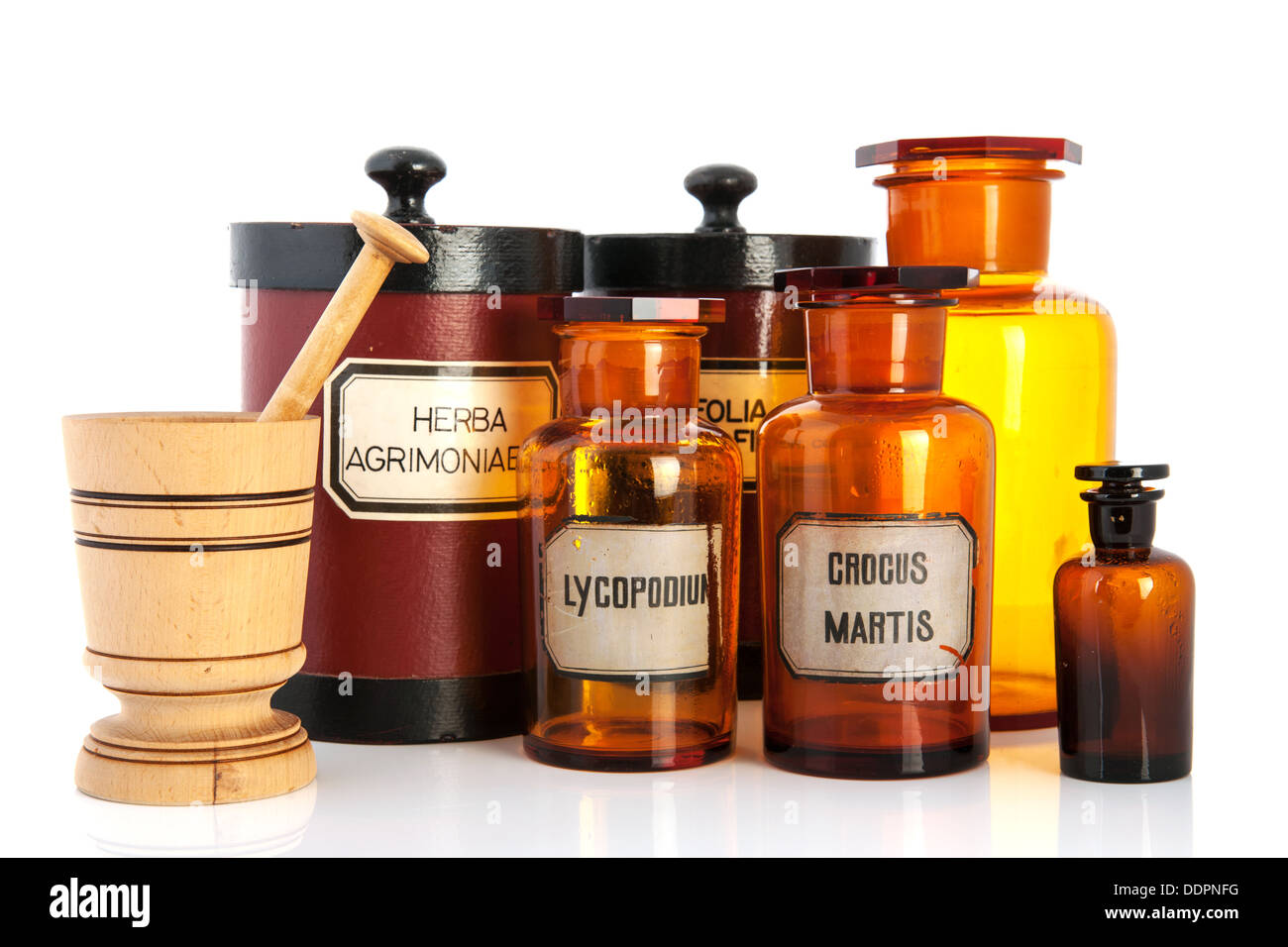 Medciation Pot apothecary pots with ingredients for medicins isolated over white ...
