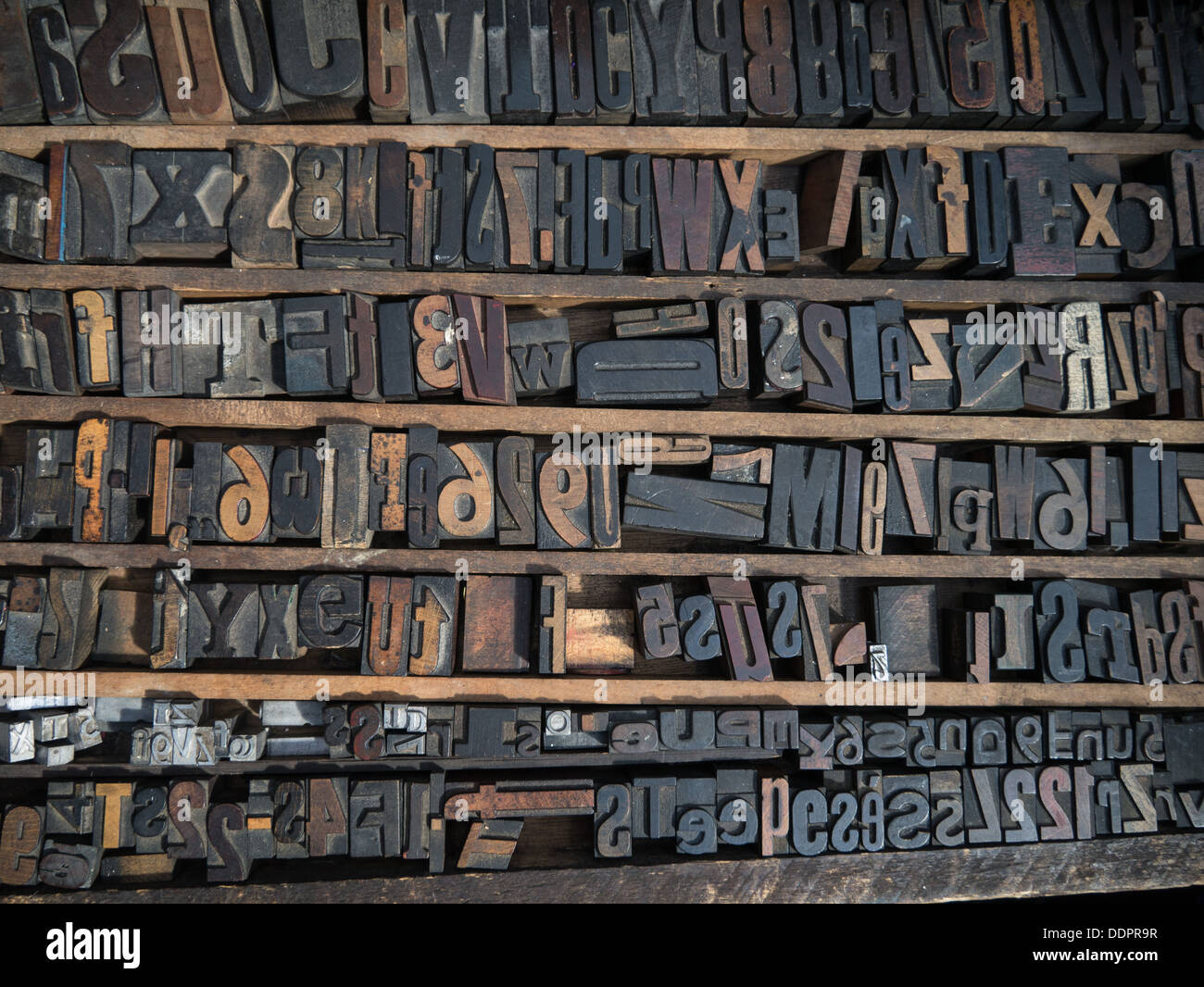 Wood printing blocks hires stock photography and images Alamy