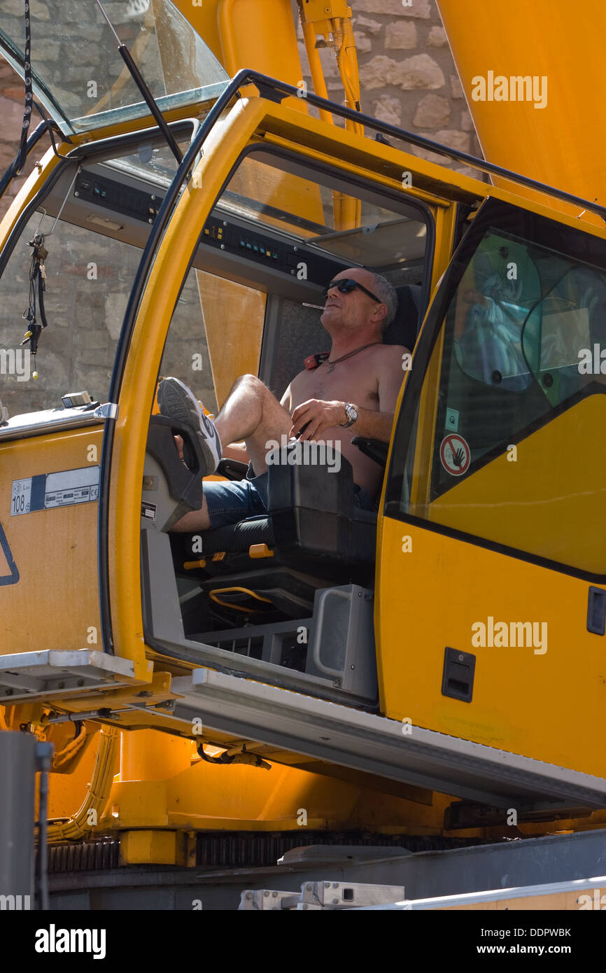 Crane man hi-res stock photography and images - Alamy