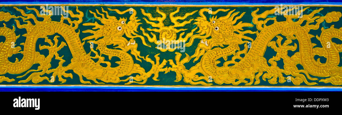 Chinese dragon painting hi-res stock photography and images - Alamy