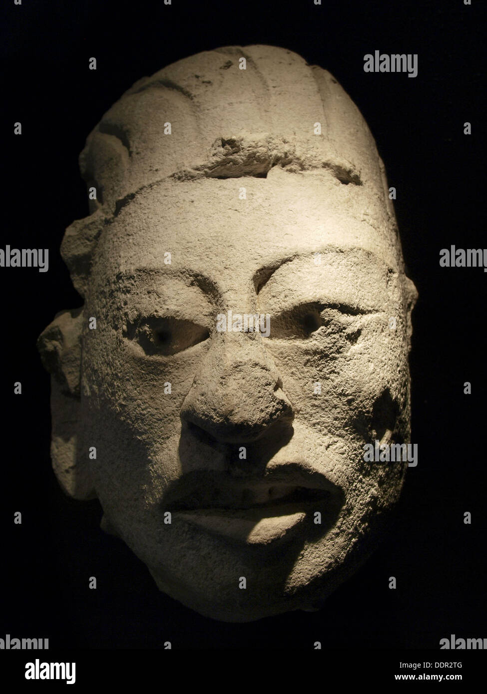 Download Mayan Mask High Resolution Stock Photography And Images Alamy Yellowimages Mockups