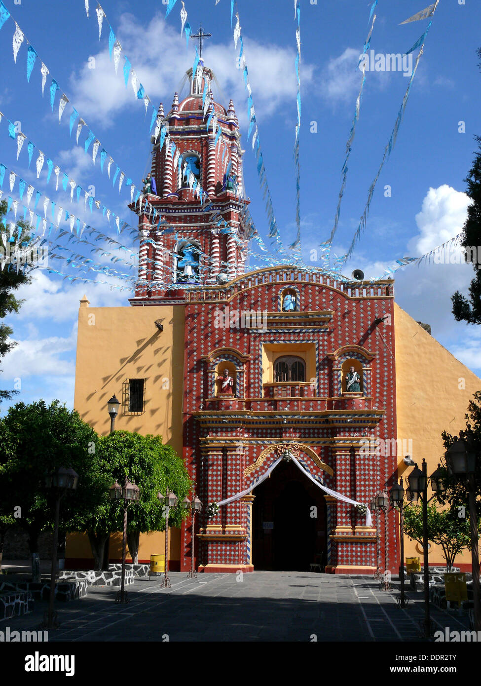 Templo de Santa Maria Tonantzintla. México Stock Photo - Alamy Templo de Santa Maria Tonantzintla. México Stock Photo - Alamy