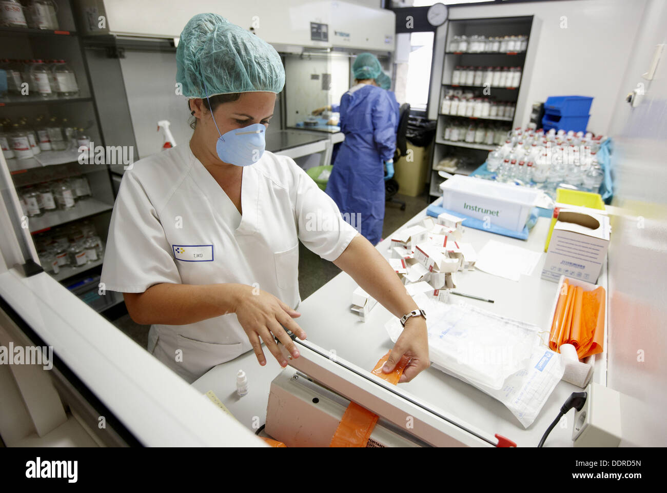 Handling cytostatic drug in safety hood, hospital pharmacy. Hospital Stock  Photo - Alamy