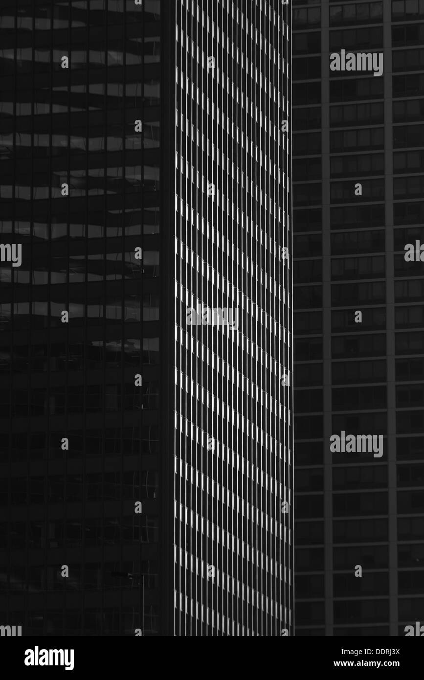 Chicago high rise Black and White Stock Photos & Images - Alamy