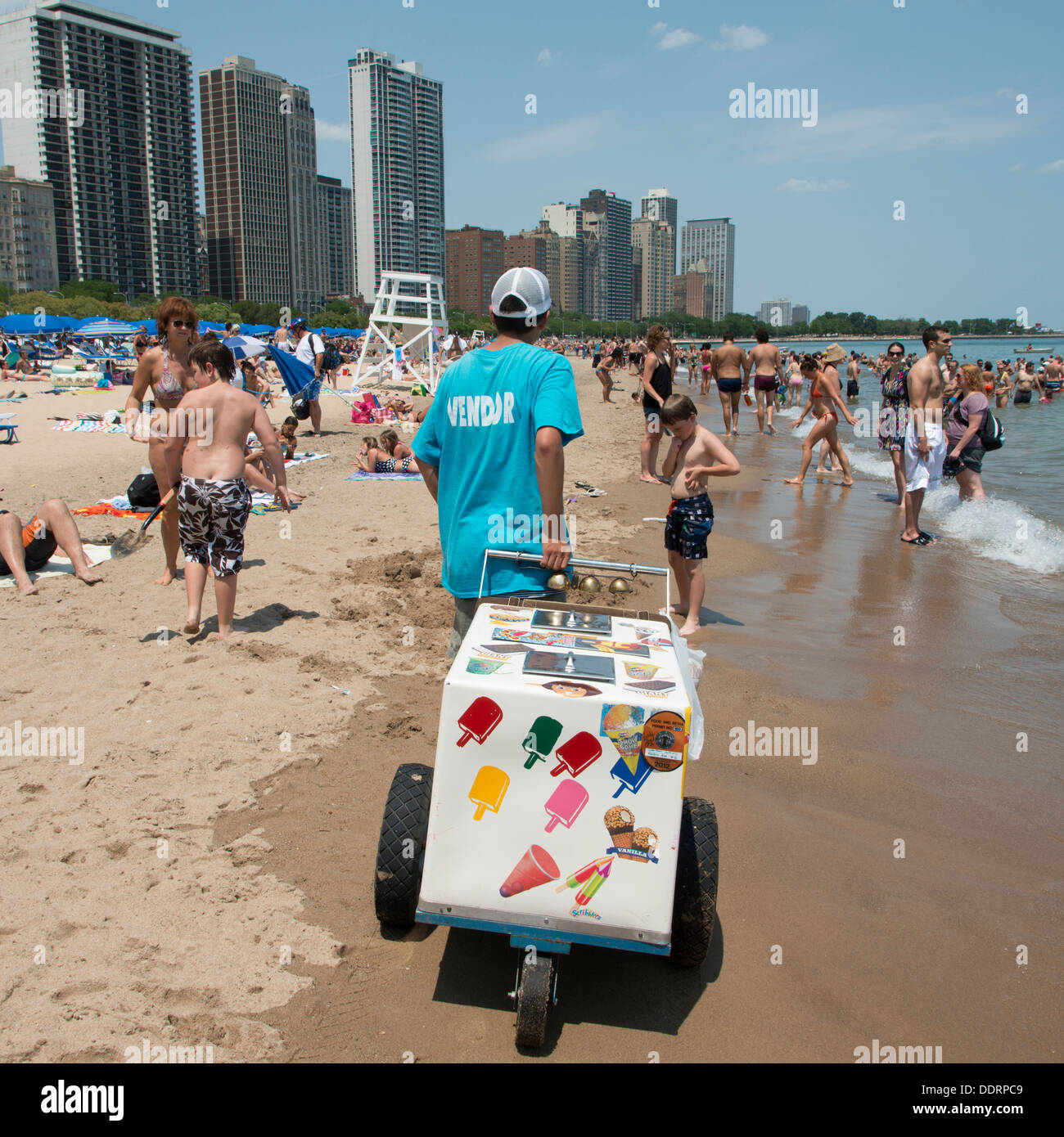 Ice Cream vendor on the beach of Lake Michigan, Chicago, Cook County