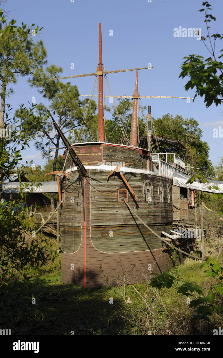 Solomons Castle Ona Florida home of famous scuptor Howard Solomon and