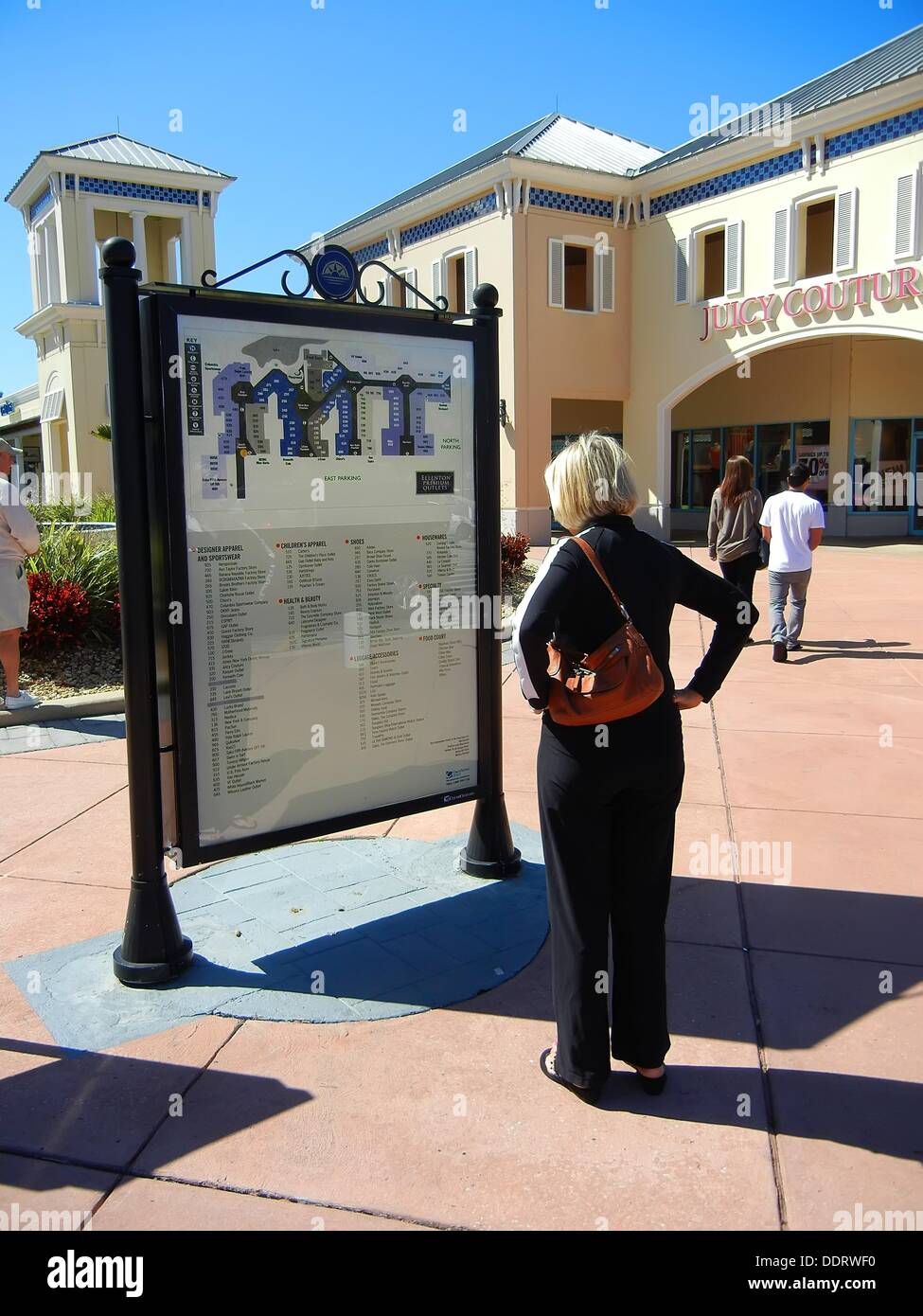 Mall directory hi-res stock photography and images - Alamy