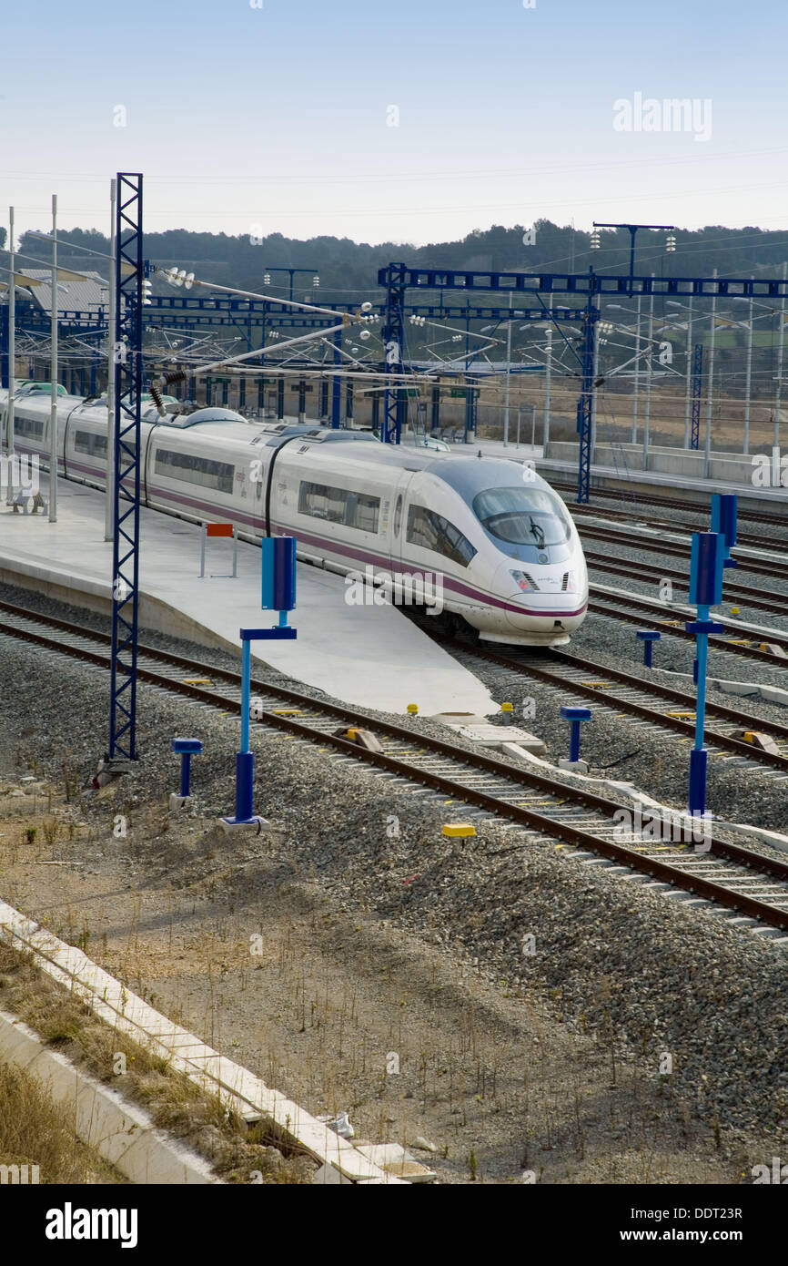 AVE, High speed train. ´Camp de Tarragona´ train station. Tarragona
