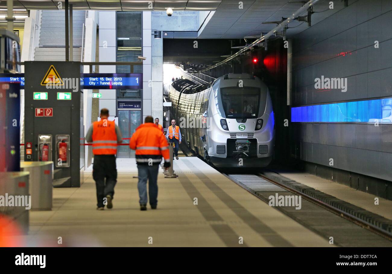 A S-Bahn train of the type Talent 2 stands for a test in the station Bayerischer Bahnhof in the city tunnel in Leipzig, Germany, 05 September 2013. The 4 km long tunnel, which is scheduled to open on 14 December 2013, underpasses Leipzig from north to south and cost 960 million euros. Photo: JAN WOITAS Stock Photo
