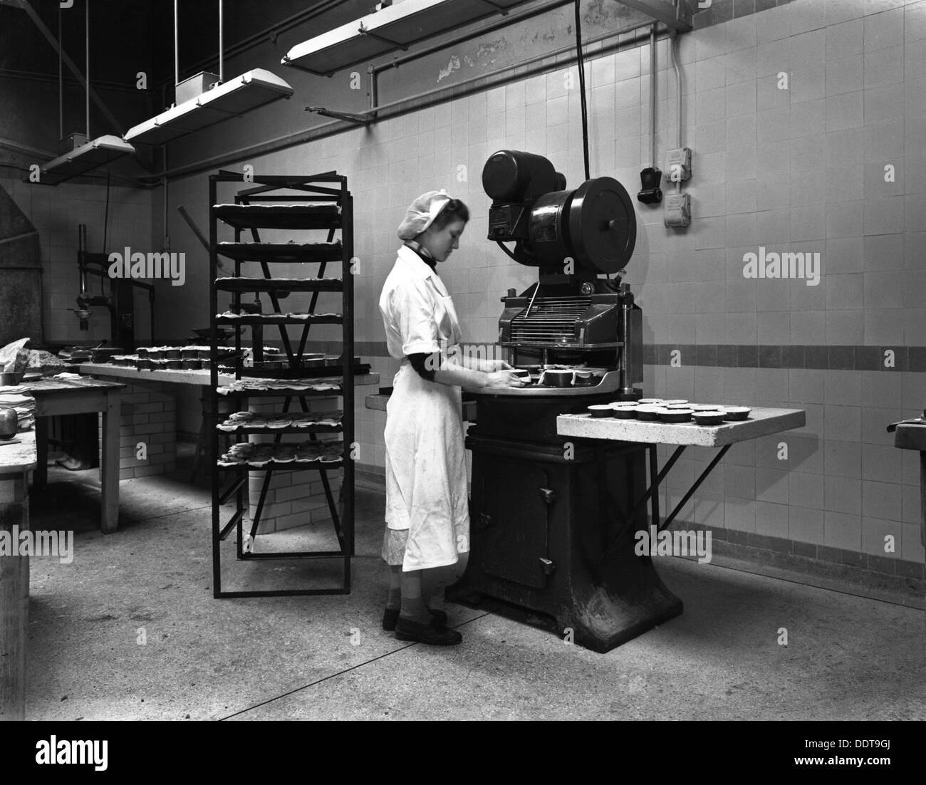Pie factory hires stock photography and images Alamy