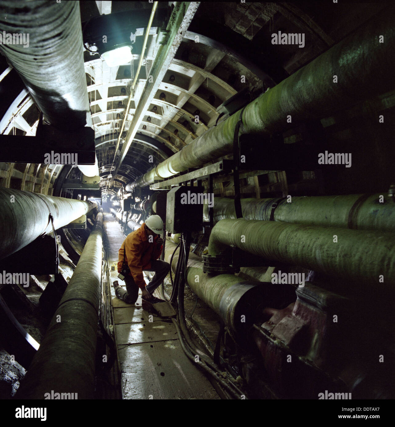 The Seven Bridge transmission tunnel, 1980. Artist: Michael Walters Stock Photo