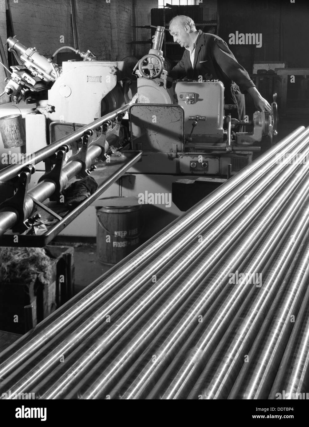 Steel workers sheffield Black and White Stock Photos & Images Alamy