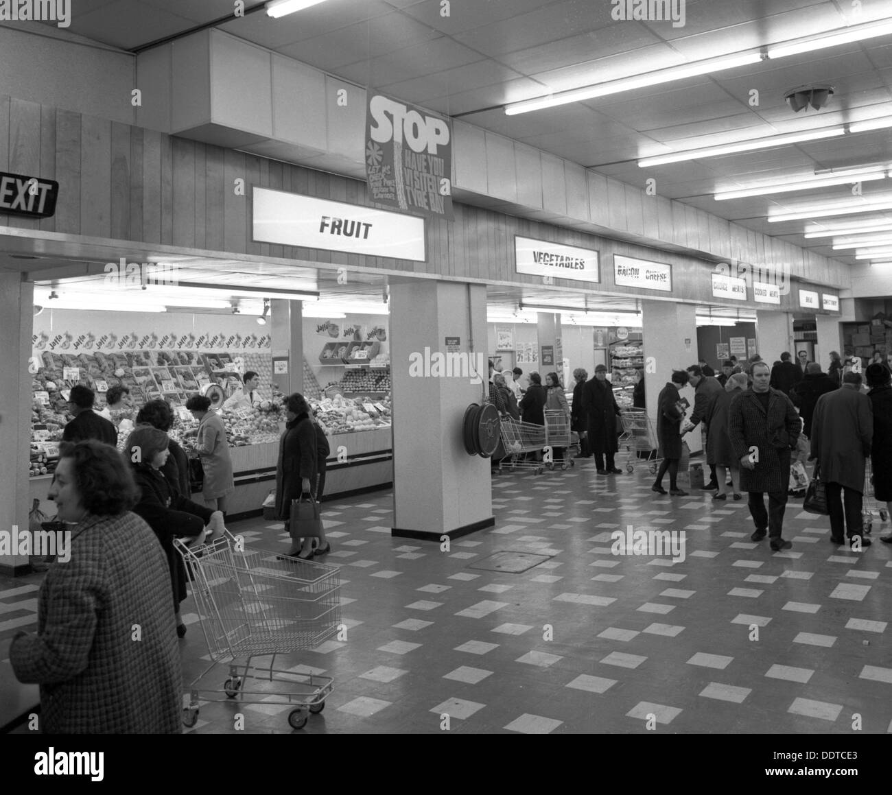 1960s Supermarket Counter Hi res Stock Photography And Images Alamy asda-fruit-and-nut-selection-reviews-abillion