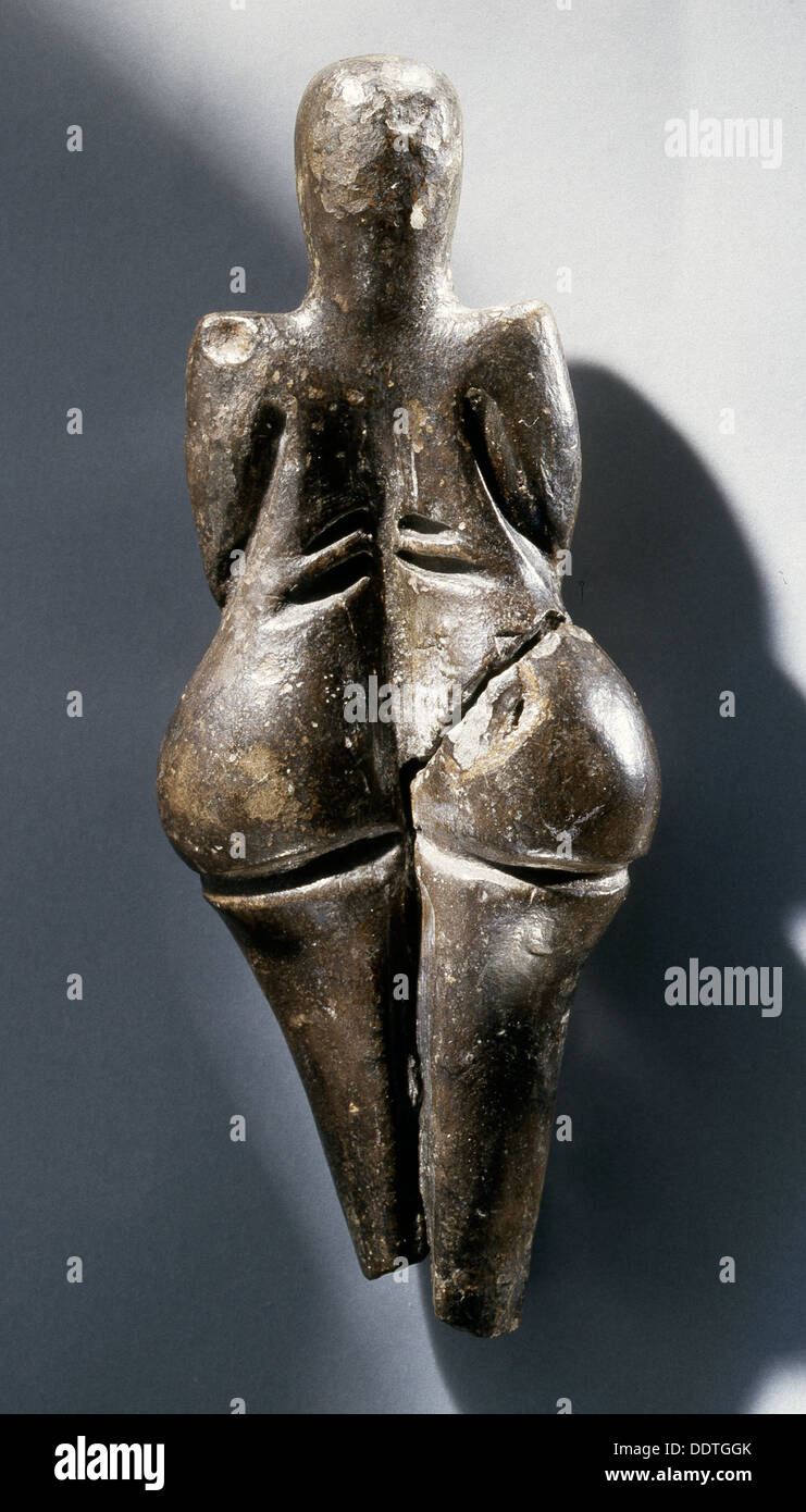 Women of the paleolithic period hires stock photography and images Alamy