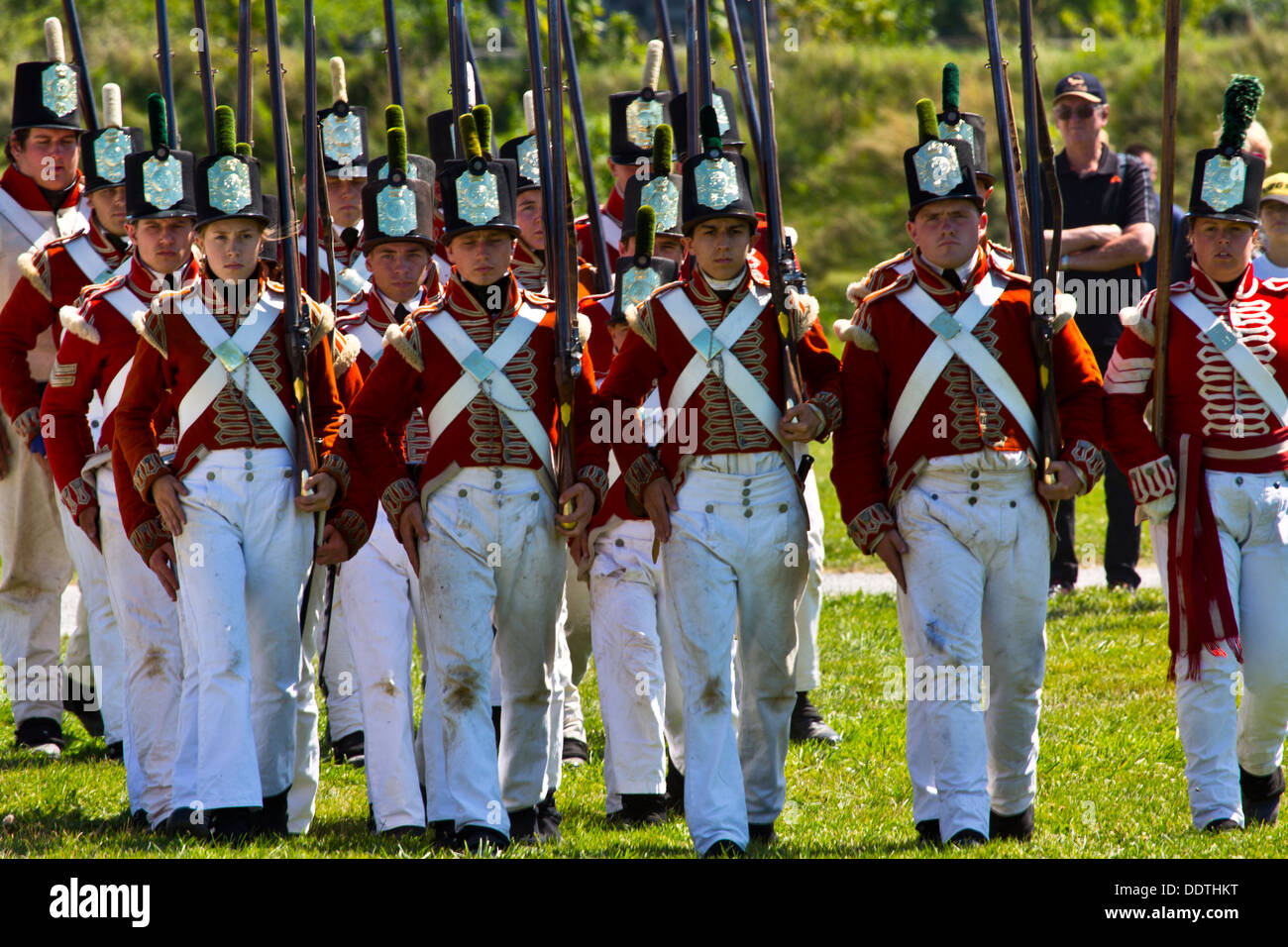 Re-enactment of War of 1812 Fort George Niagara on the Lake Ontario Canada Infantry marching Stock Photo