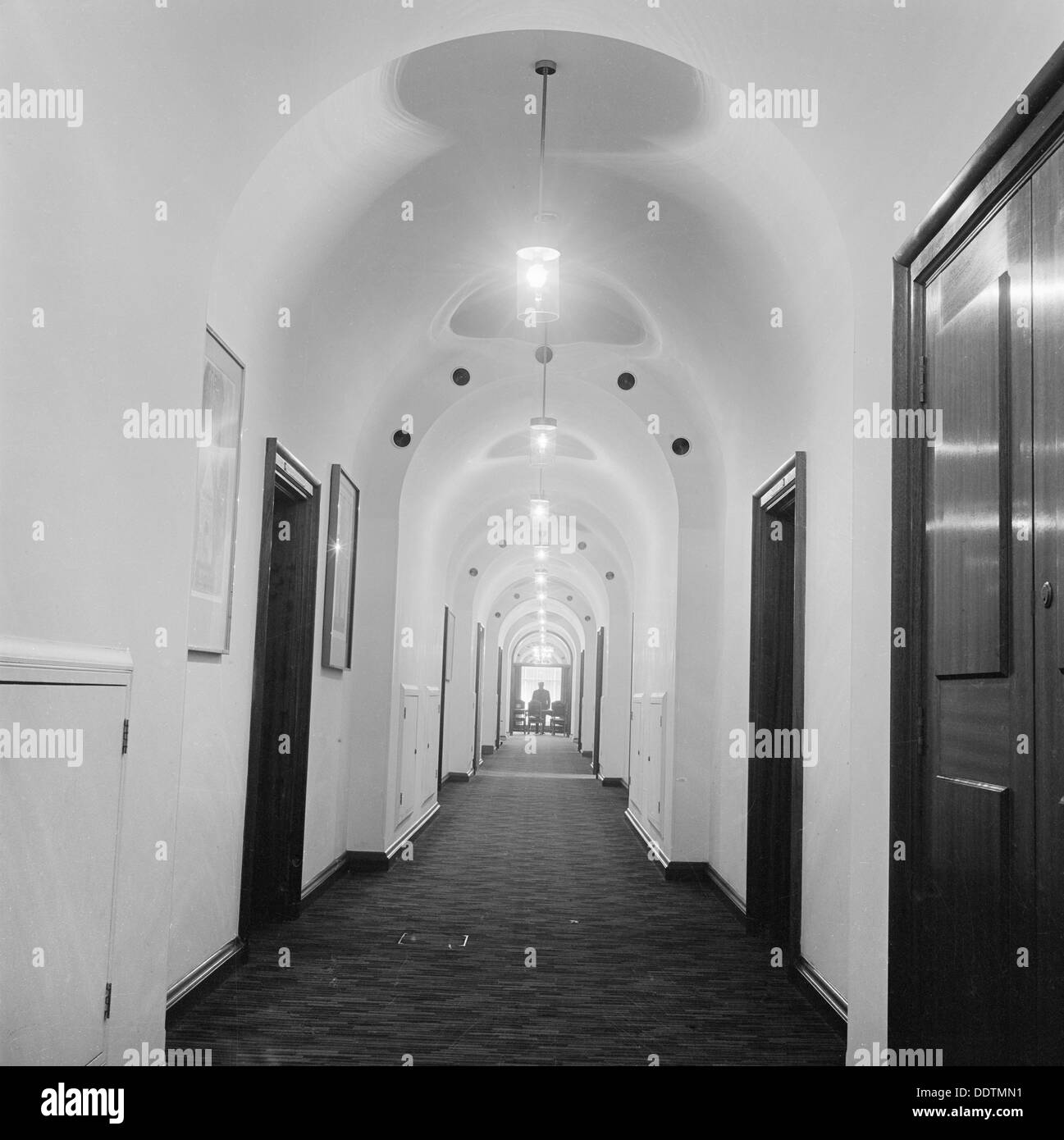 Old bailey interior court Black and White Stock Photos & Images Alamy