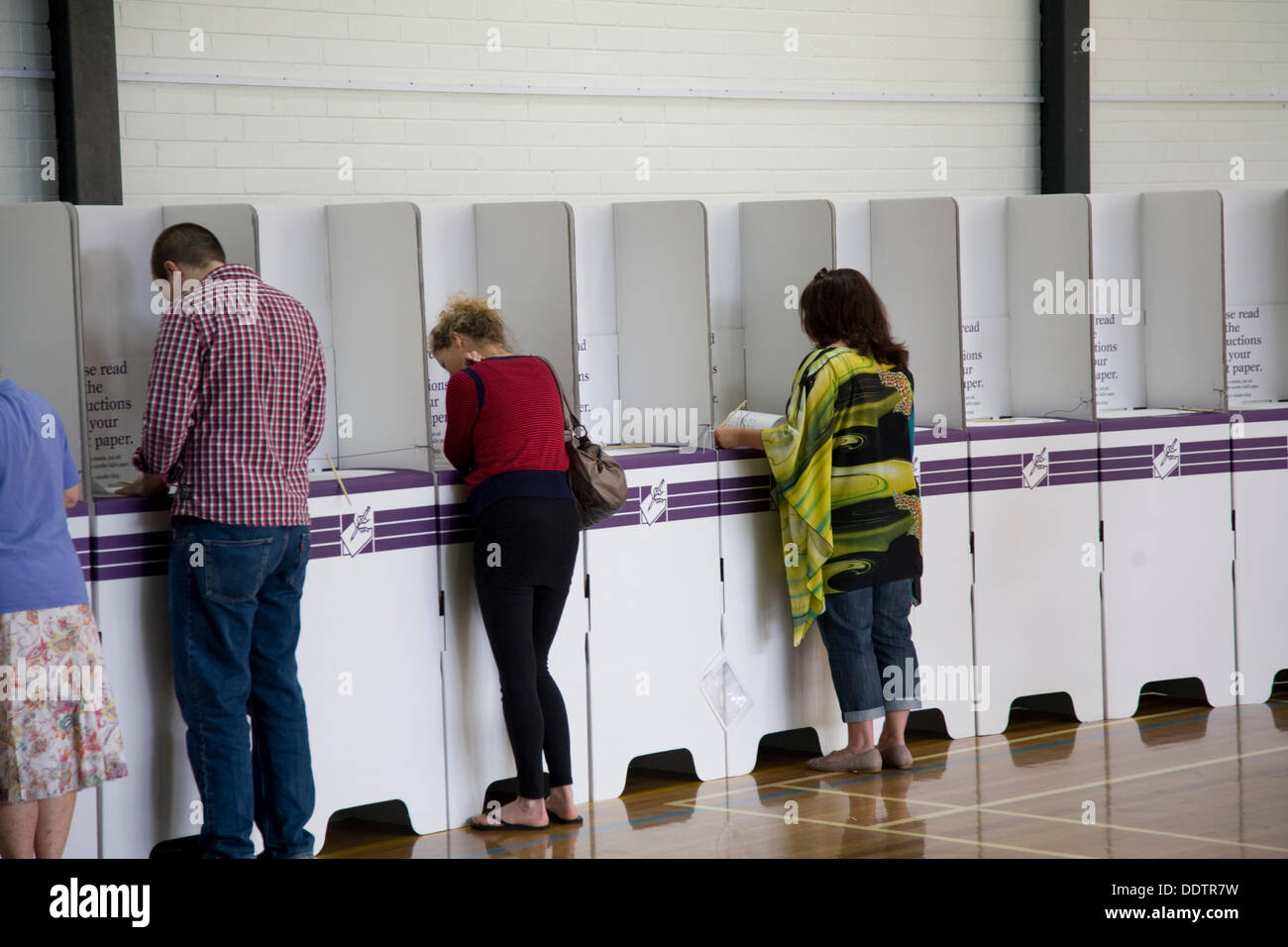 Polling booth australia hires stock photography and images Alamy