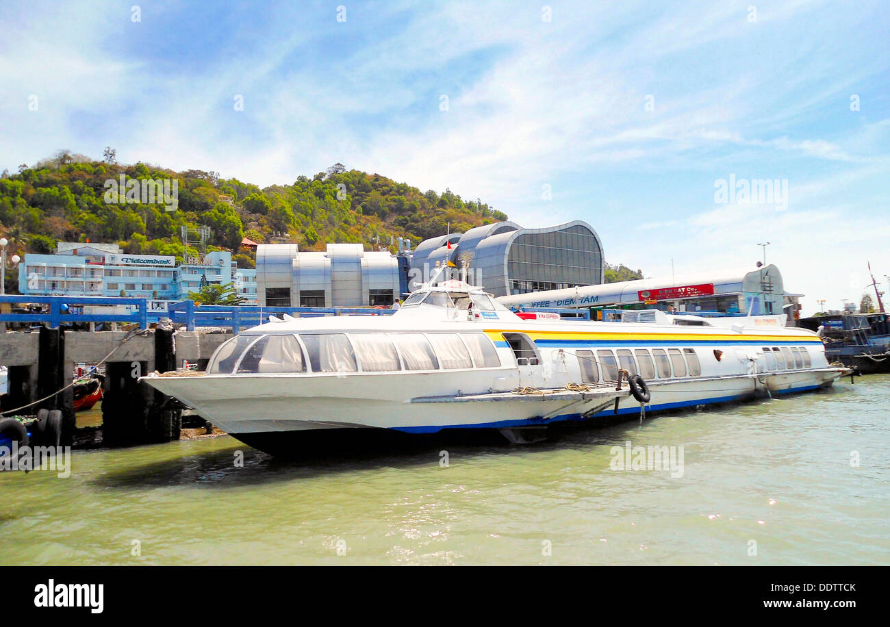 Vung Tau hydrofoil speed boat ferry, Vietnam Stock Photo - Alamy