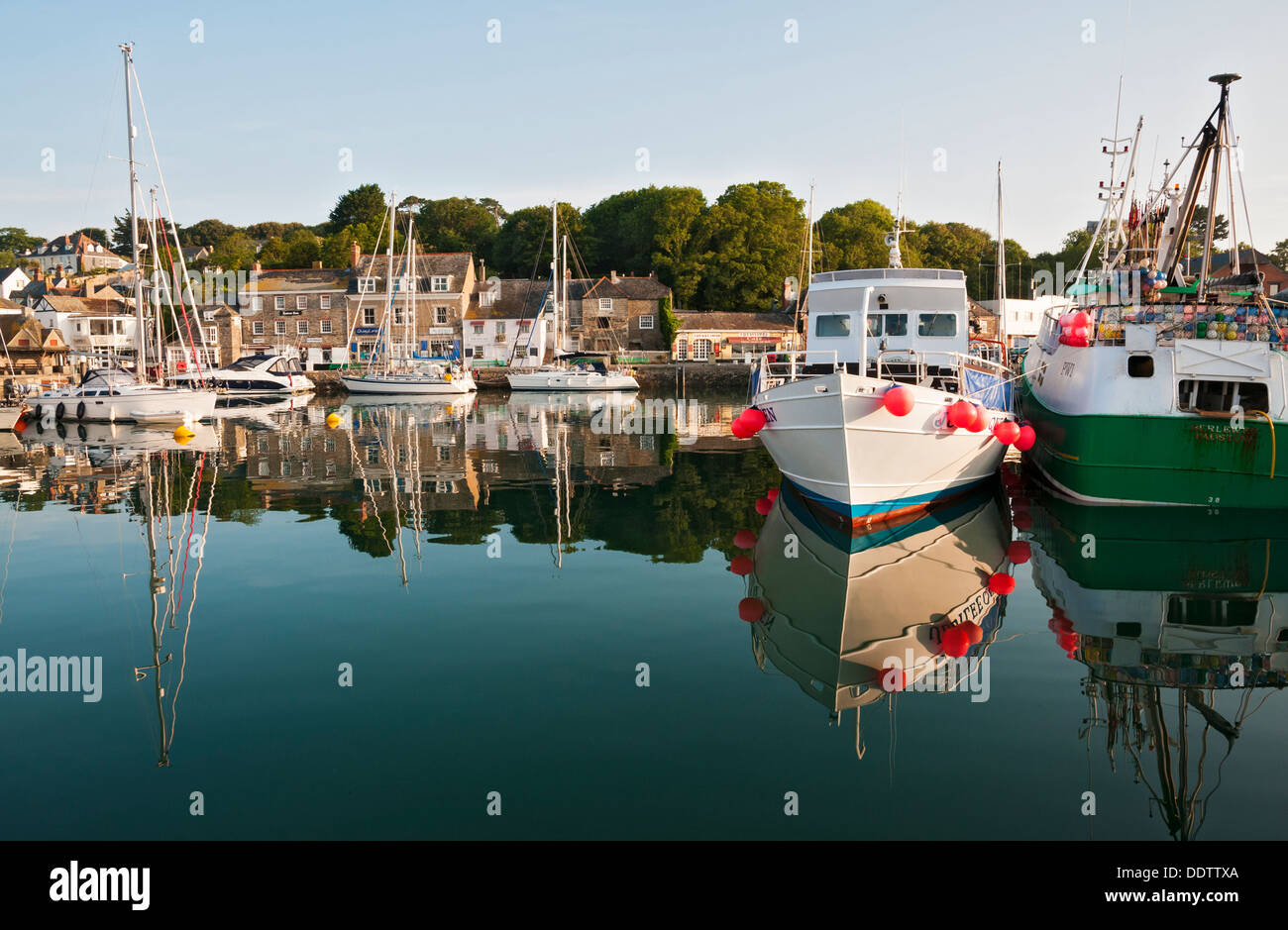 Cornwall Padstow Harbour High Resolution Stock Photography and Images ...