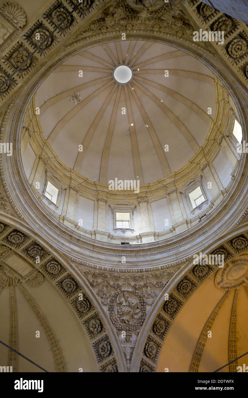 Detail view of interior of cupola of Tempio di Bramante, showing central  dome and surrounding carved stone arches, Todi, Umbria Stock Photo - Alamy