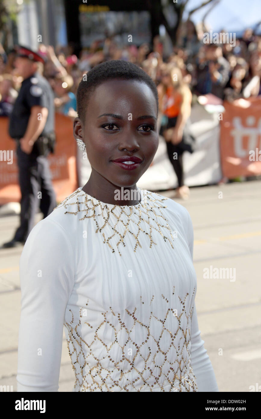 lupita-nyongo-12-years-a-slave-hi-res-stock-photography-and-images-alamy