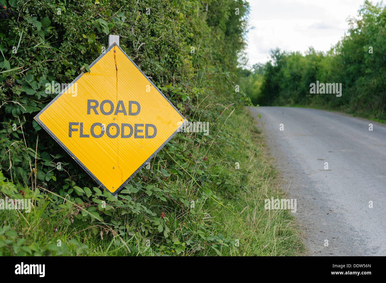 Flood sign hi-res stock photography and images - Alamy