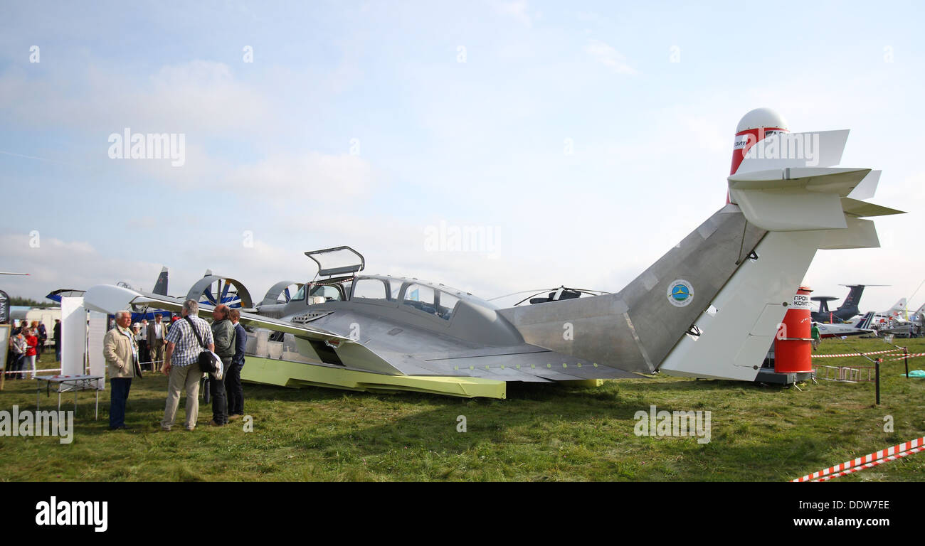 Aerofoil boat EK-12P Ivolga Stock Photo - Alamy