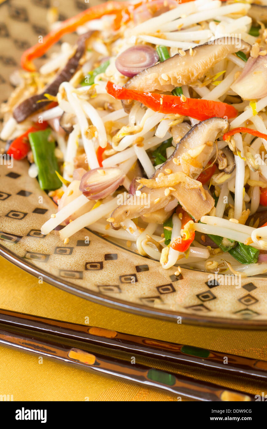 Stir Fried Mung Bean Sprouts w Dried Shrimps Stock Photo