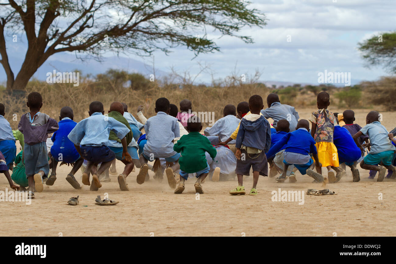 Masai school out on plains hires stock photography and images Alamy