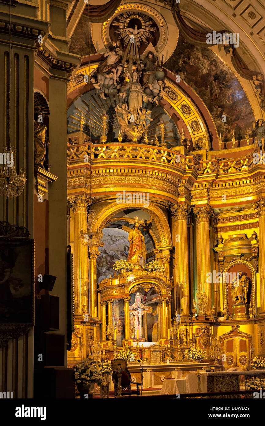 Iglesia san pedro peru hi-res stock photography and images - Alamy