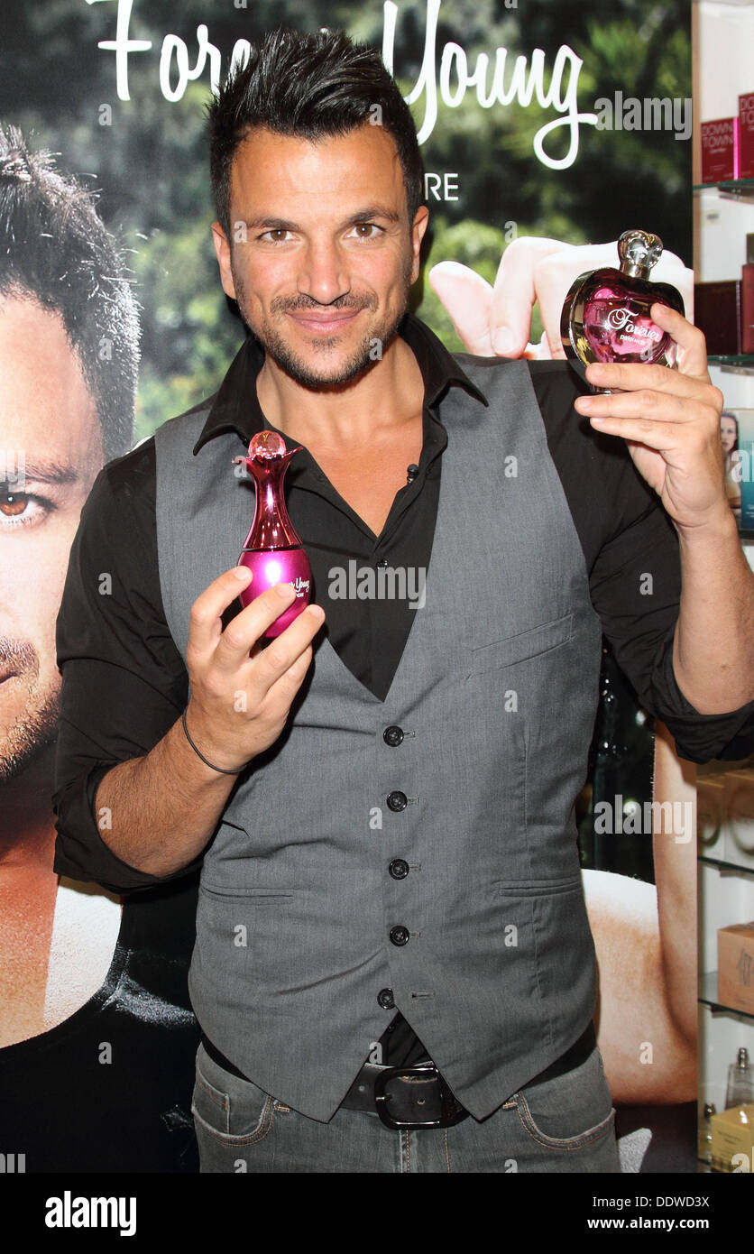 Perfumer Peterborugh Northampton, UK. 7th Sep, 2013. Peter Andre's Fragrance Launch Signing ...