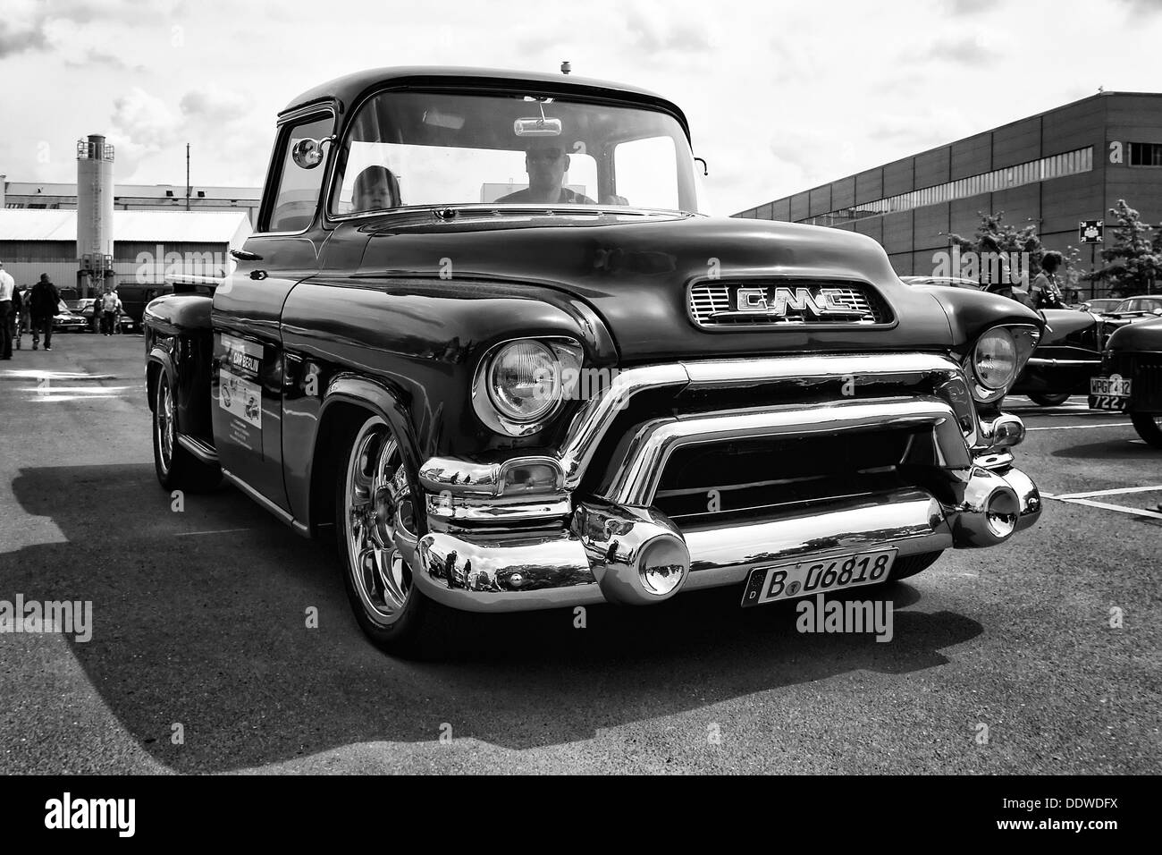 Car GMC Deluxe Cab Pickup Truck 350 V8 TH350 (black and white), Stock Photo
