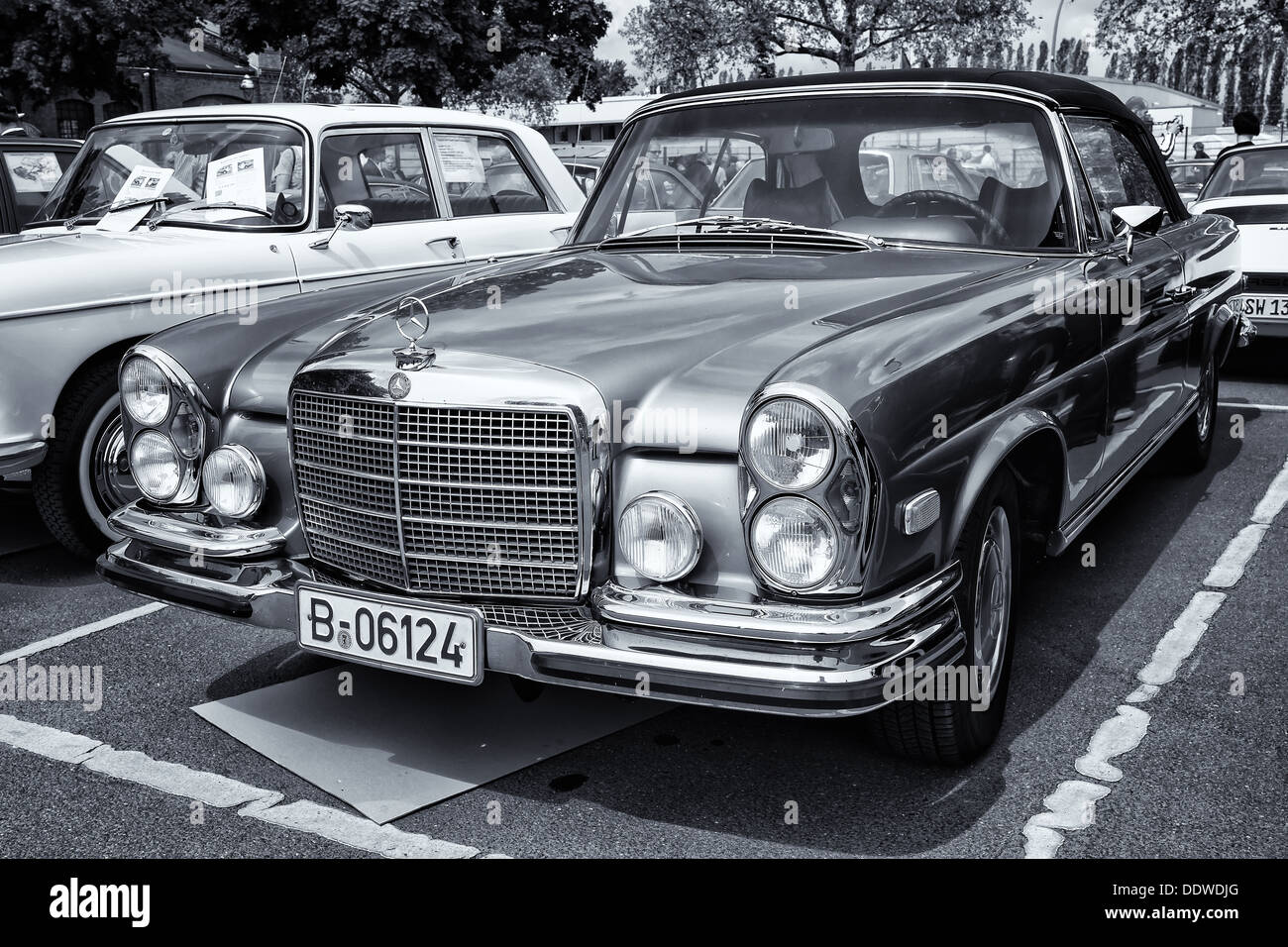 Car Mercedes-Benz 280 SE (W111) coupe (black and white, toning) Stock Photo
