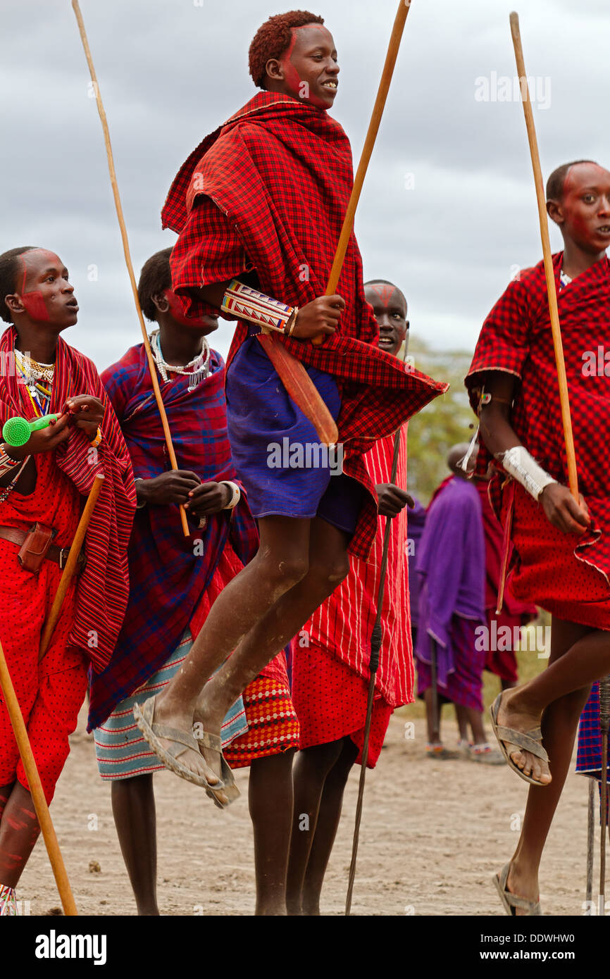 Masai warriors, jumping hi-res stock photography and images - Alamy