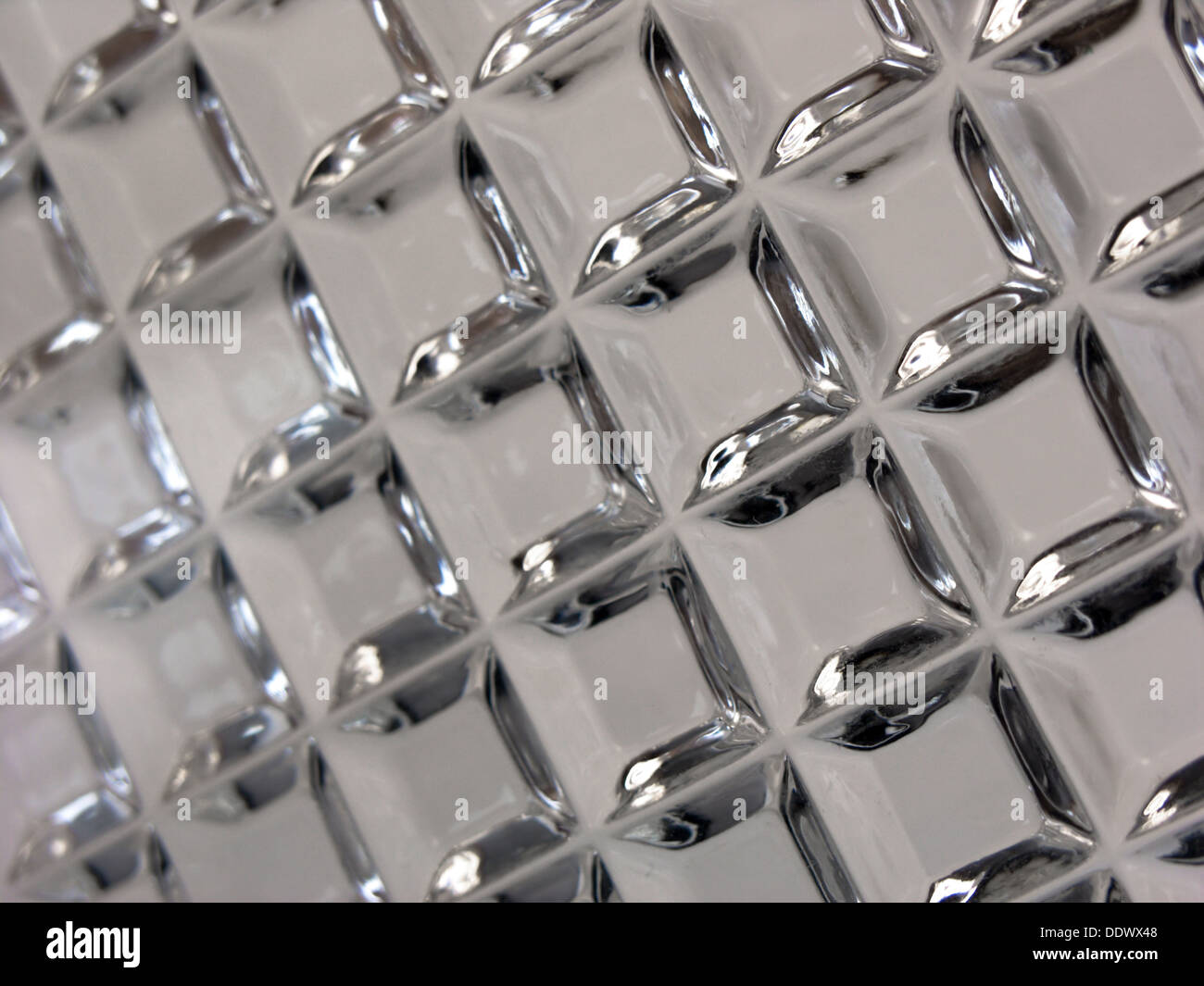 Close Up Photo Of White Transparent Crystal Glass Cells Stock Photo Alamy