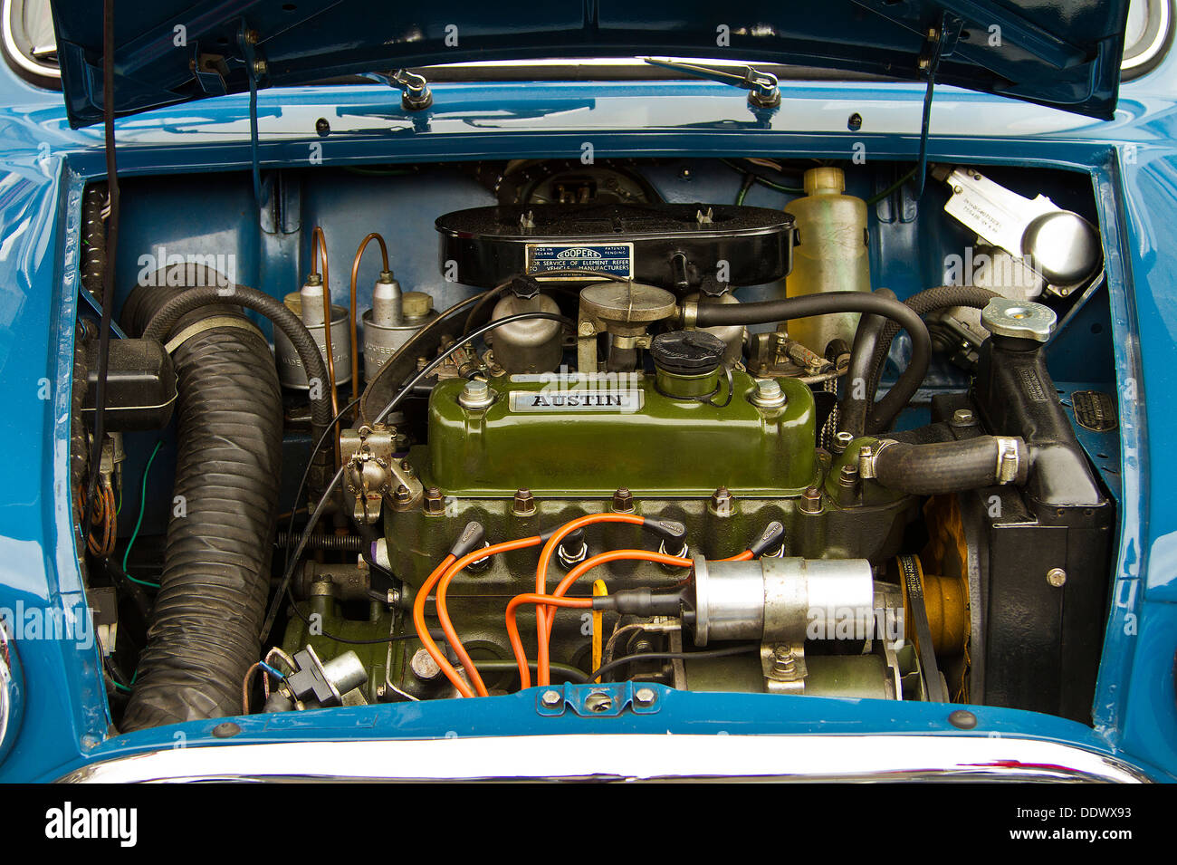 Mini car engine hi-res stock photography and images - Alamy