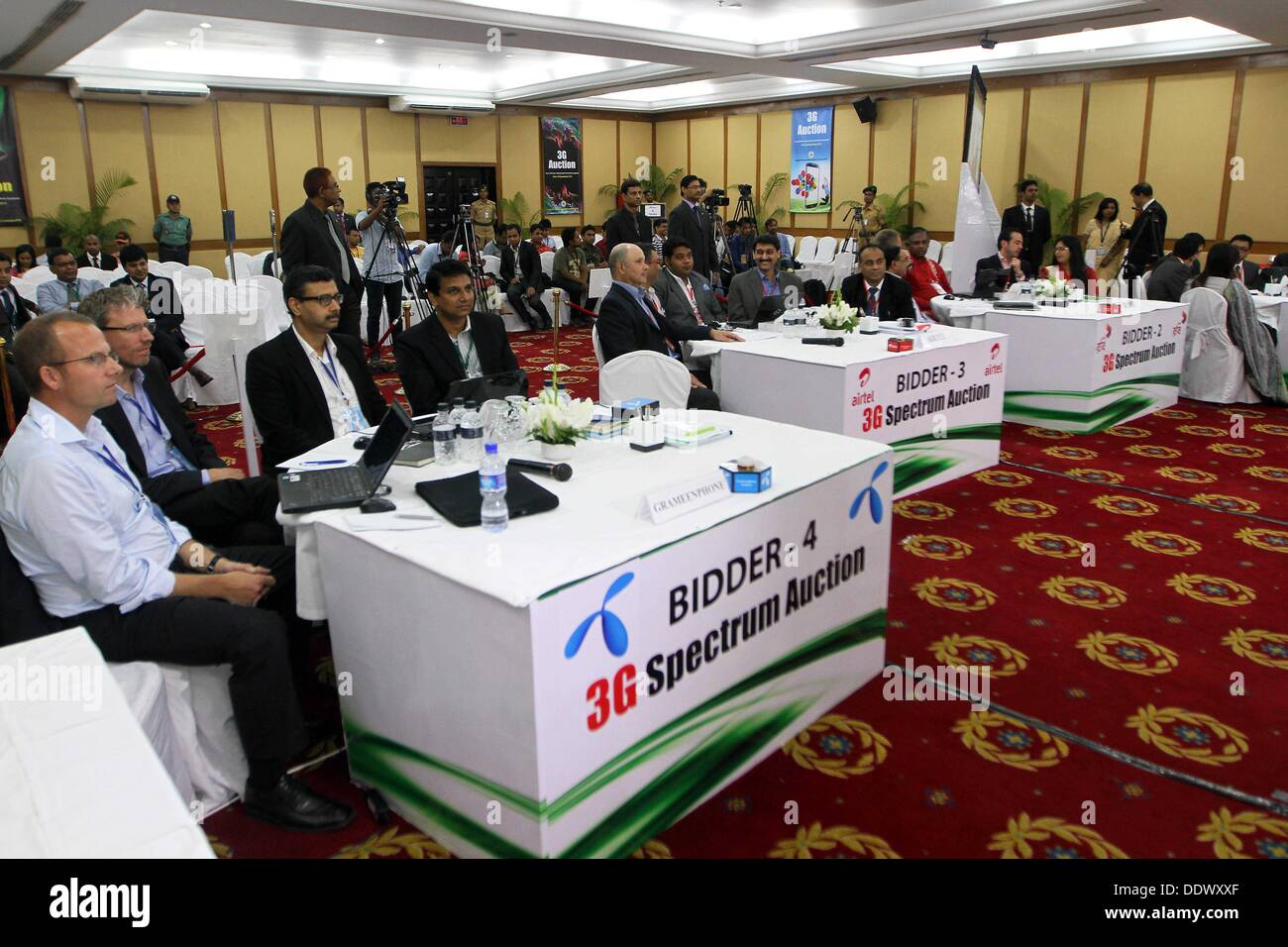 Top 50 most beautiful Bangladeshi Actress, image size:1300x956