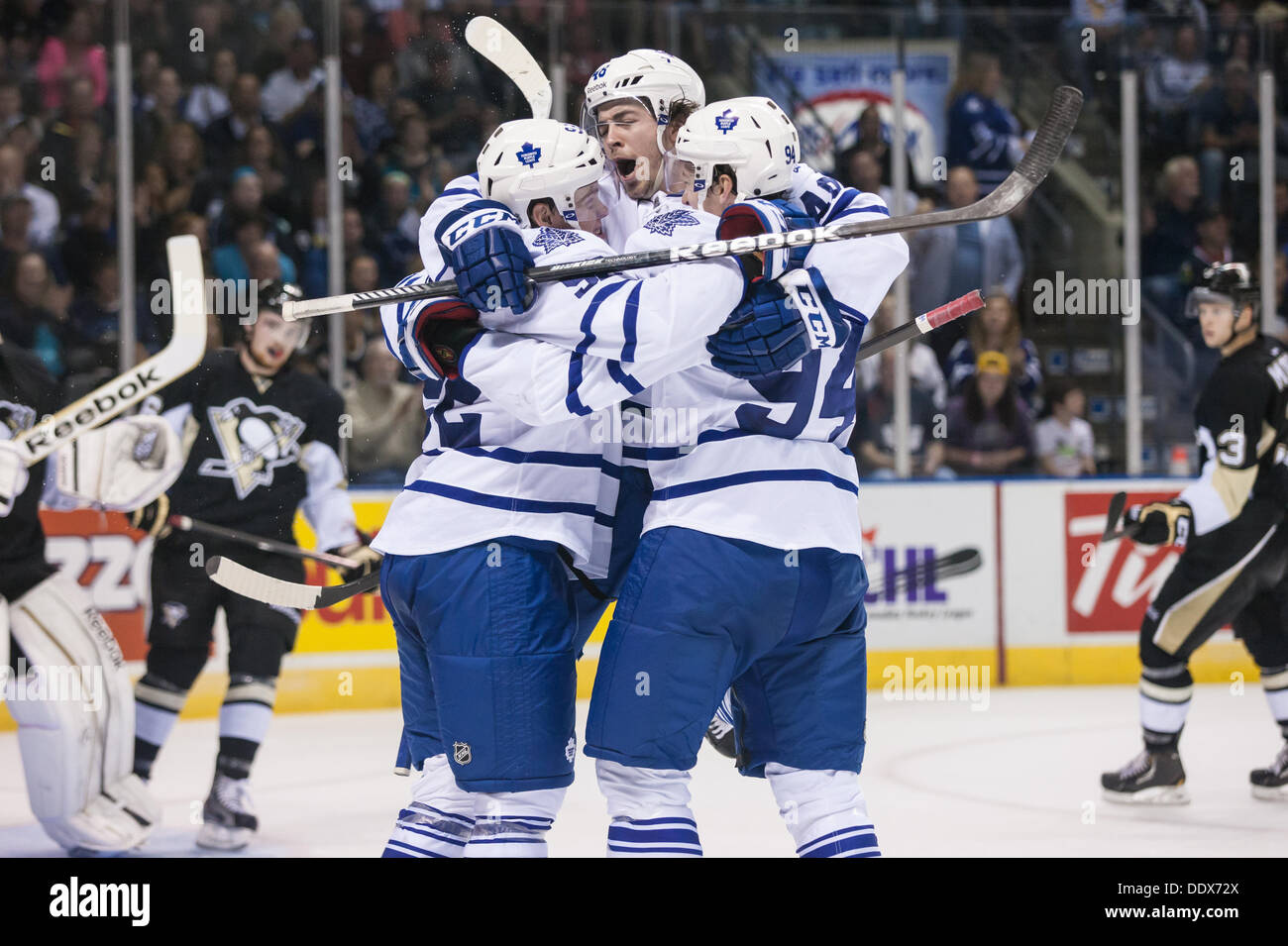 Toronto maple leafs stadium hi-res stock photography and images - Alamy