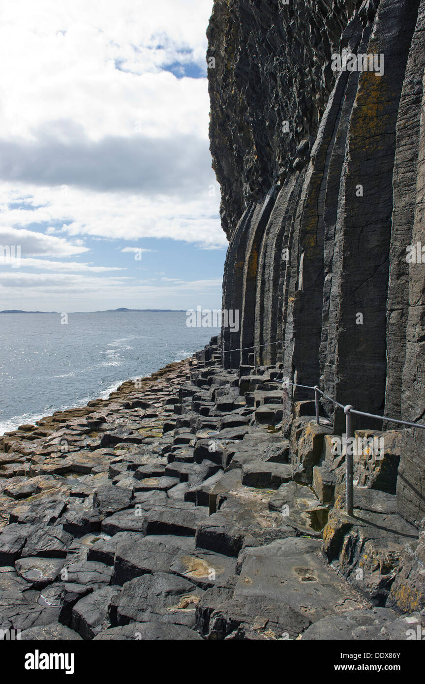 Staffa Fingals Cave Stock Photo - Alamy