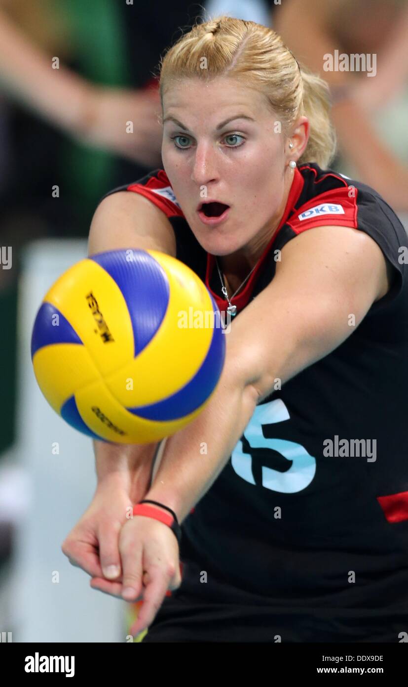 Lisa Thomsen of Germany in action during their women's CEV Volleyball European Championship Group A match between Turkey and Germany at Gerry Weber Stadium in Halle/Westphalia, Germany, 08 September 2013. Photo: Friso Gentsch/dpa Stock Photo