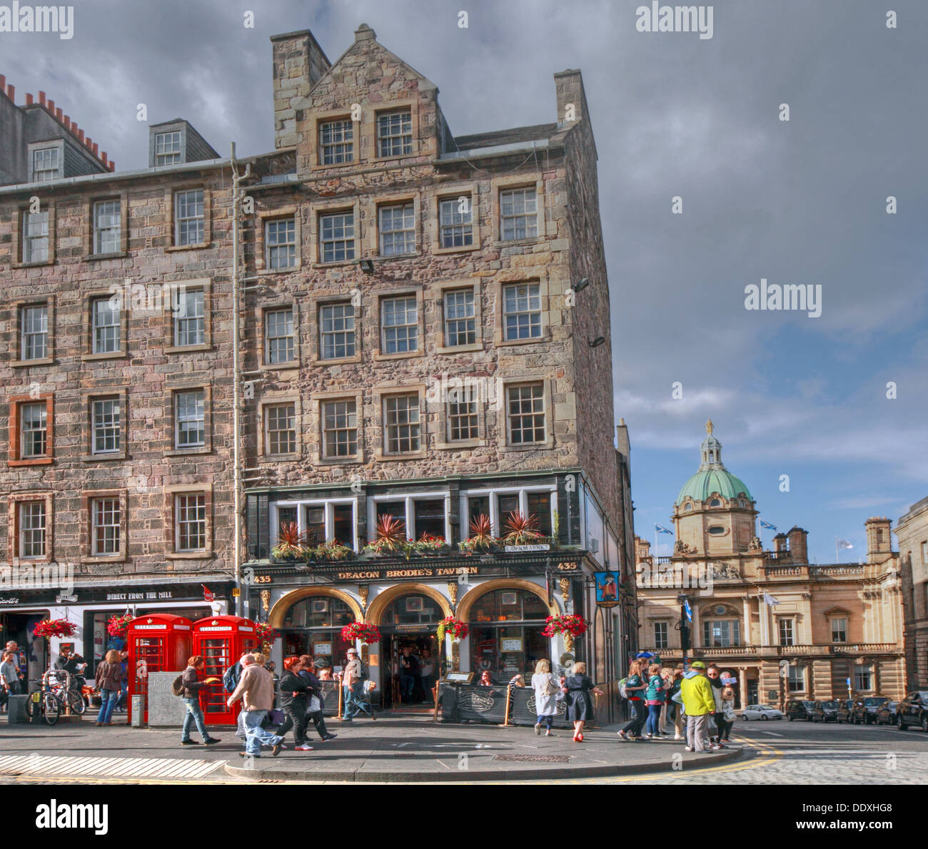 Deacon Brodies Tavern, Royal Mile, EDN, Edinburgh City, Scotland, UK - from High St Stock Photo