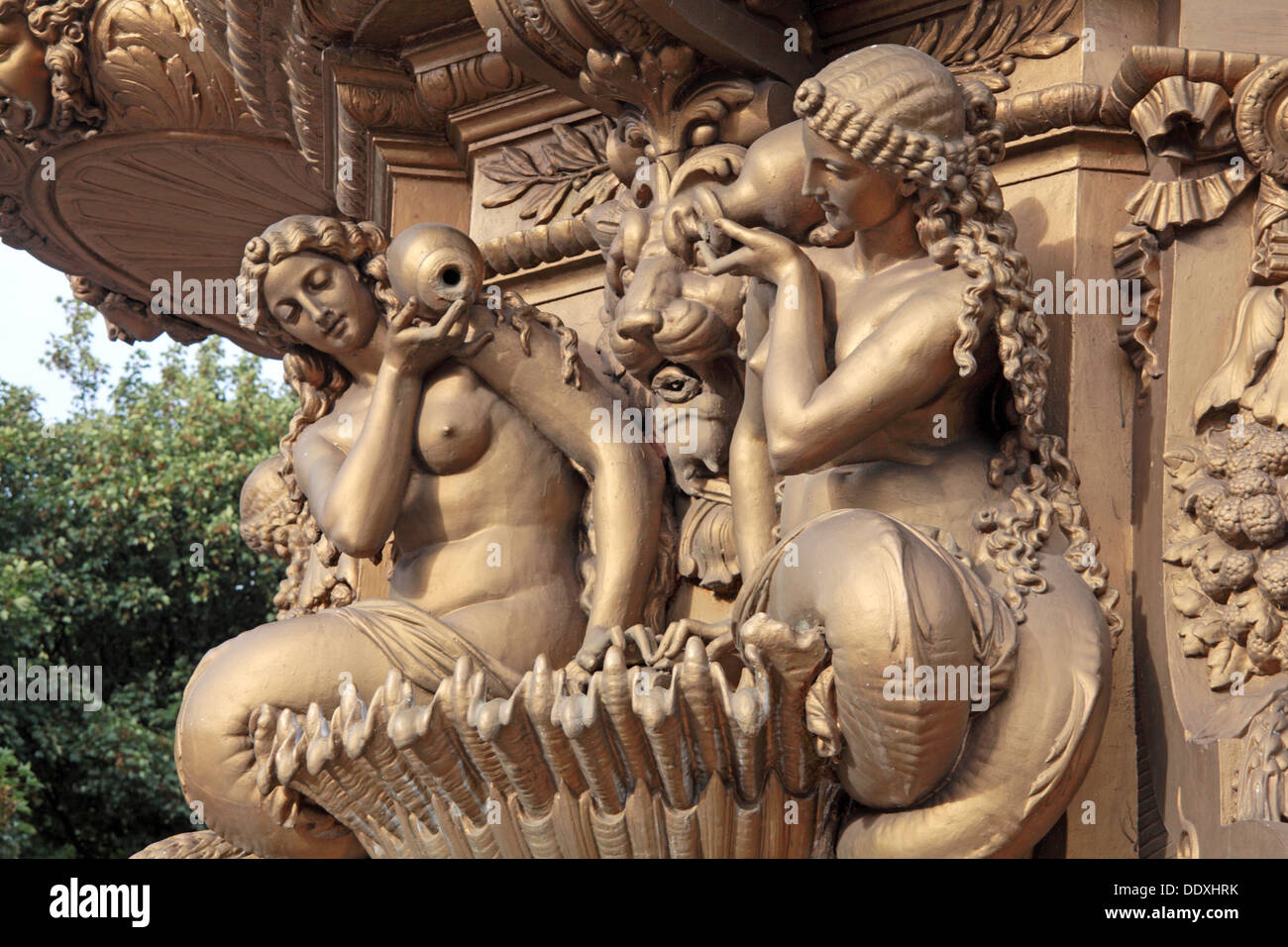 Princes Street Gardens, Gold Ross Fountain, Edinburgh, Scotland, UK, EH2 2HG Stock Photo